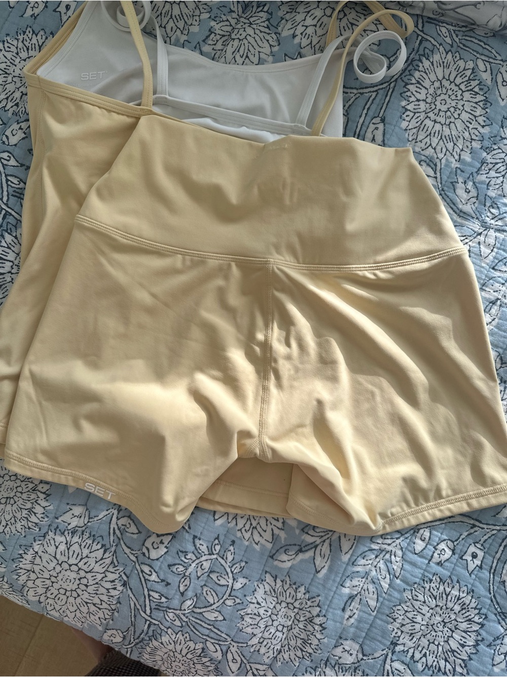 SET Active Yellow Tank & Short Set - Picture 4 of 5
